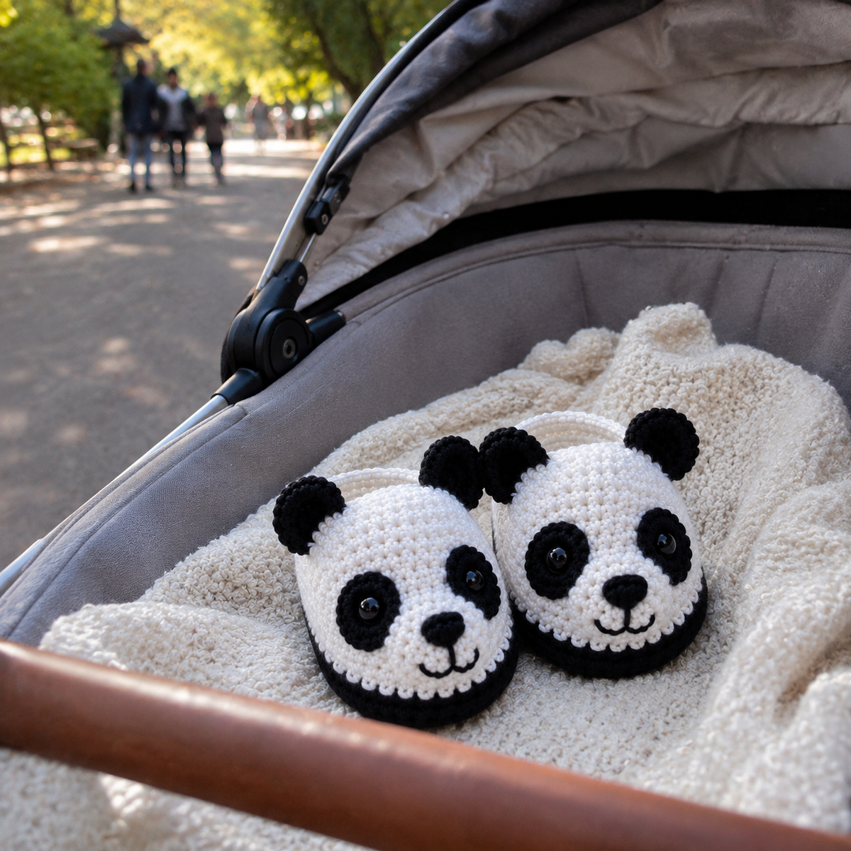 Panda Baby Booties Crochet Pattern PDF, Panda Bear Baby Shoes Pattern, 5 in 1 Crochet Booties, Baby Shower Gift, Easy Crochet PDF