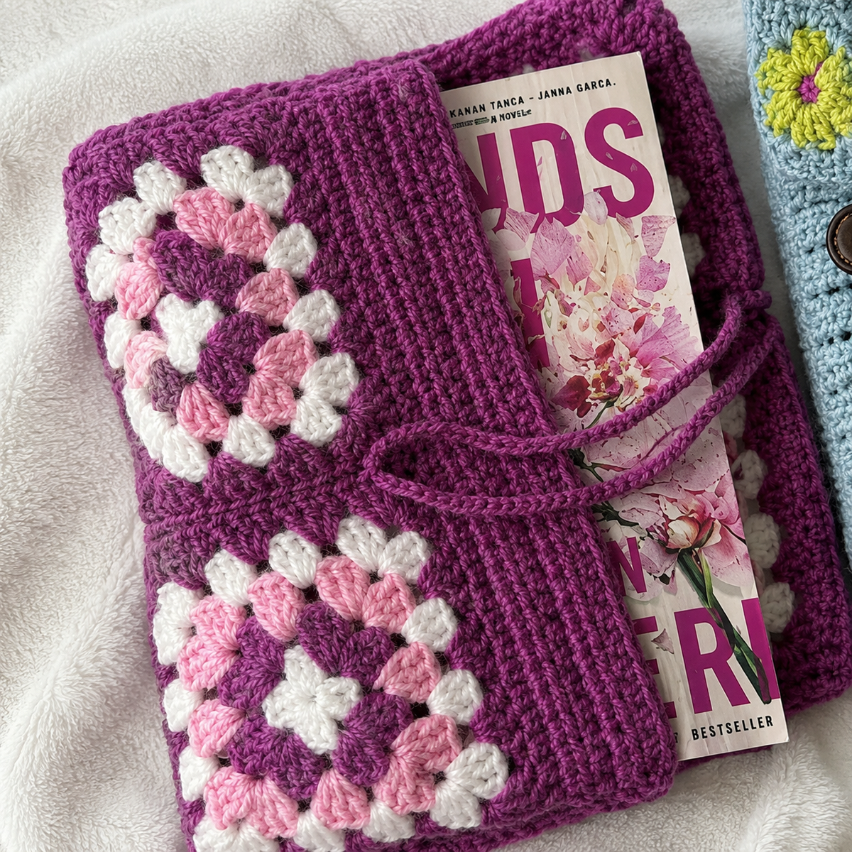Crochet Journal Cover Pattern, Floral Granny Square Journal Cozy PDF, Crochet Notebook Cover, Book Sleeve Pattern, DIY Gift, Instant Download